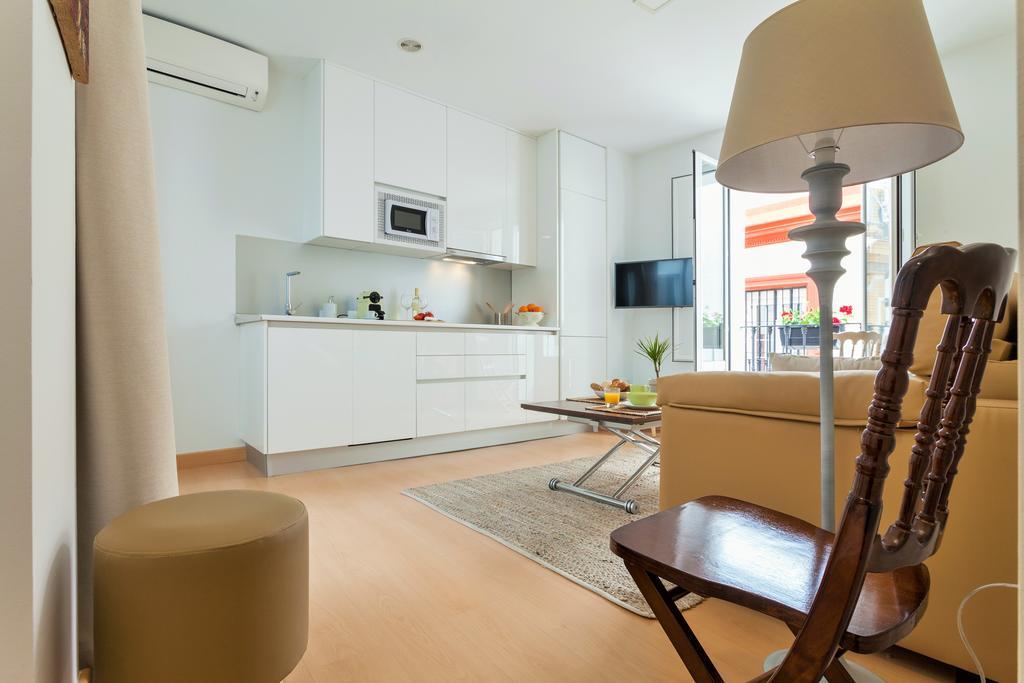 Hostly Acetres 1B-2B Center-Fibre-Conmunal Terrace-Parking Optional Seville Exterior photo