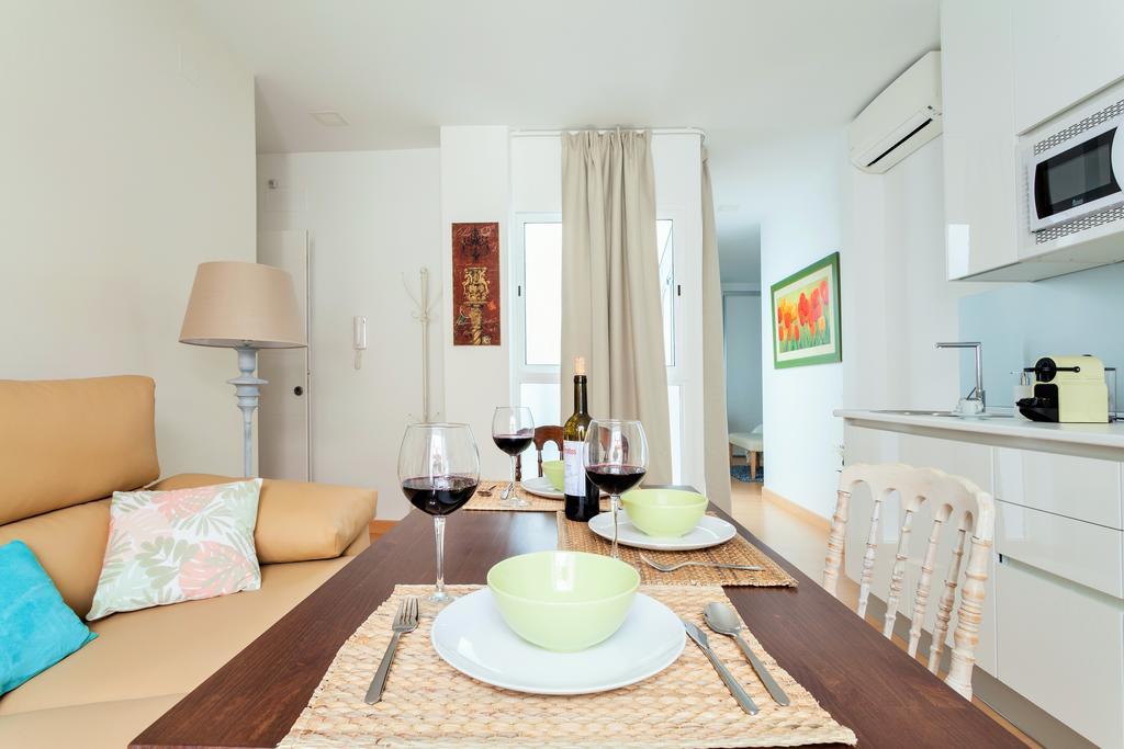 Hostly Acetres 1B-2B Center-Fibre-Conmunal Terrace-Parking Optional Seville Exterior photo